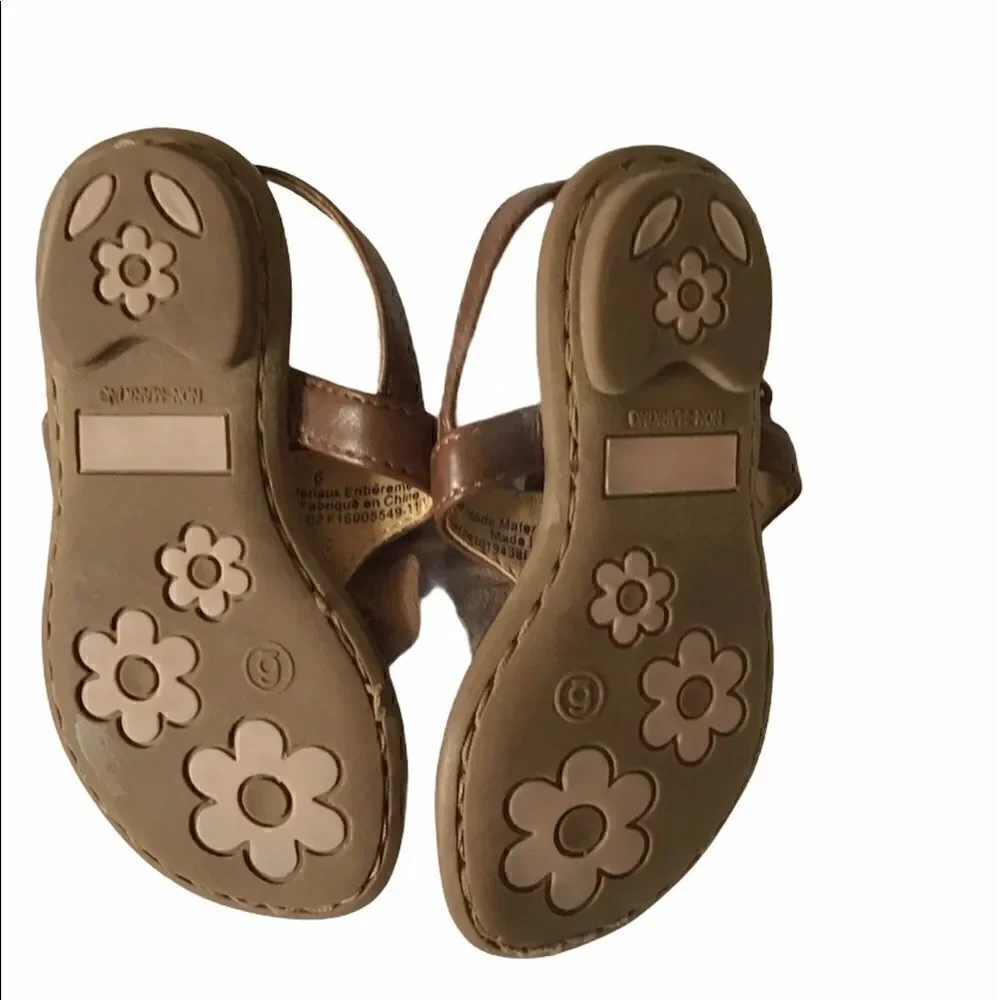 Cherokee Leather Flower Thong Sandal